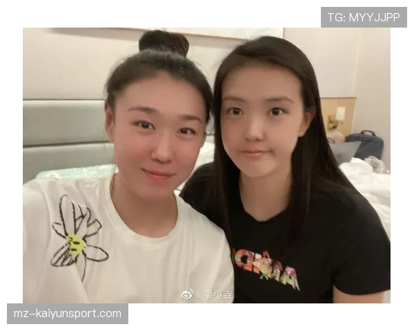 张常宁训练完直接拎爱马仕去吃火锅？